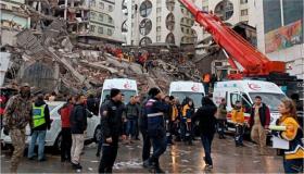 خبراء: زلزال تركيا اليوم هو الأكبر منذ 23 سنة