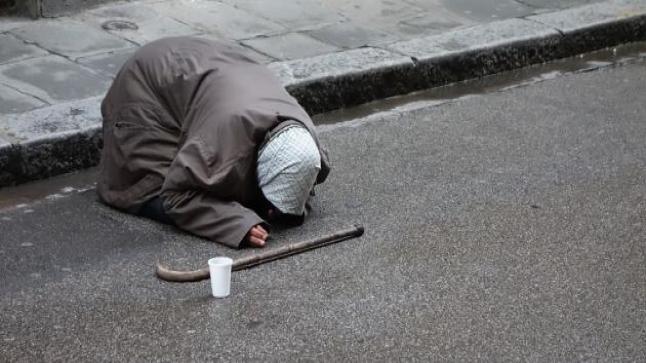 الجهات الأمنية التابعة للمملكة العربية السعودية تكثف جهودها في القبض على المتسولين في كافة أنحاء البلاد