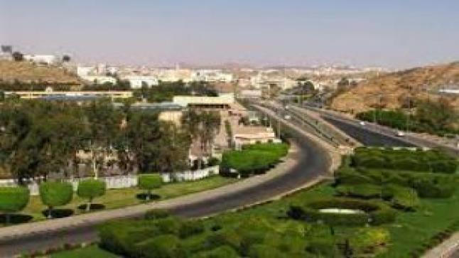 شكر القثامي خادمين الحرمين الشريفين على تطوير الطائف
