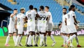 الشباب يسحق مومباي سيتي بسداسية نظيفة