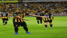 الهجوم علي ماجد عبد الله من جماهير النصر