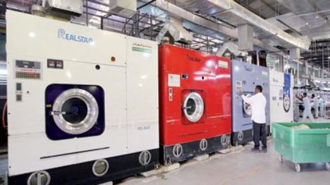 فرض الغرامات على 63 مغسلة 