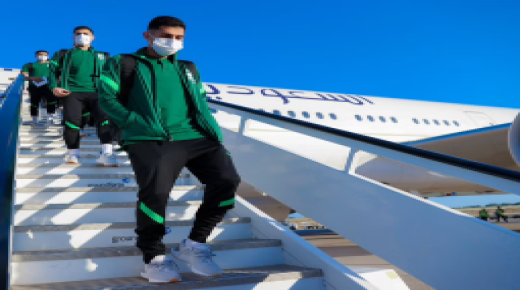 وصول طائرة المنتخب السعودي لأسبانيا استعدادا لمباراة ودية مع كولومبيا