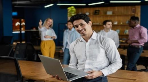 97% من الخريجين يعتمدون على شهادات مهنية احترافية للتوظيف