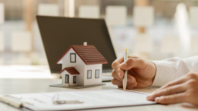 اليوم هو بداية العمل بنظام الوساطة العقارية الجديد