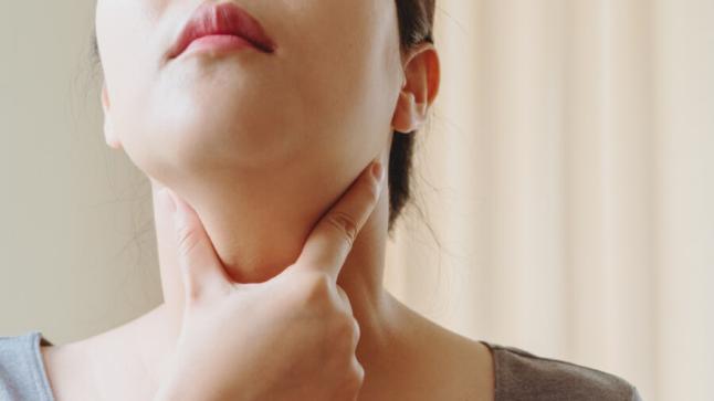 فريق بحثي سعودي يكتشف جين مسئول عن سرطان الغدة الدرقية